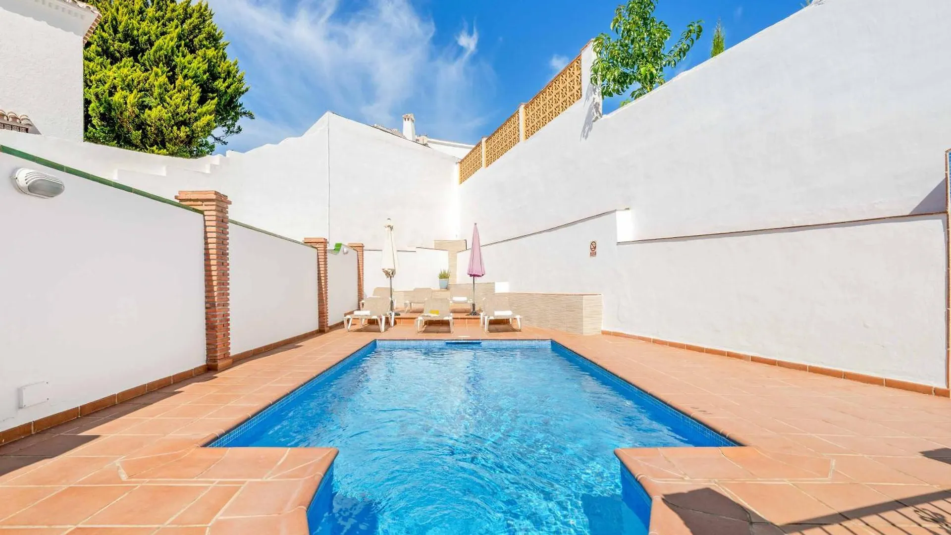 Villa Juncos Nerja